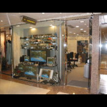 專業(yè)服務(wù)，品質(zhì)信賴——一站式攝影器材與電子文具解決方案